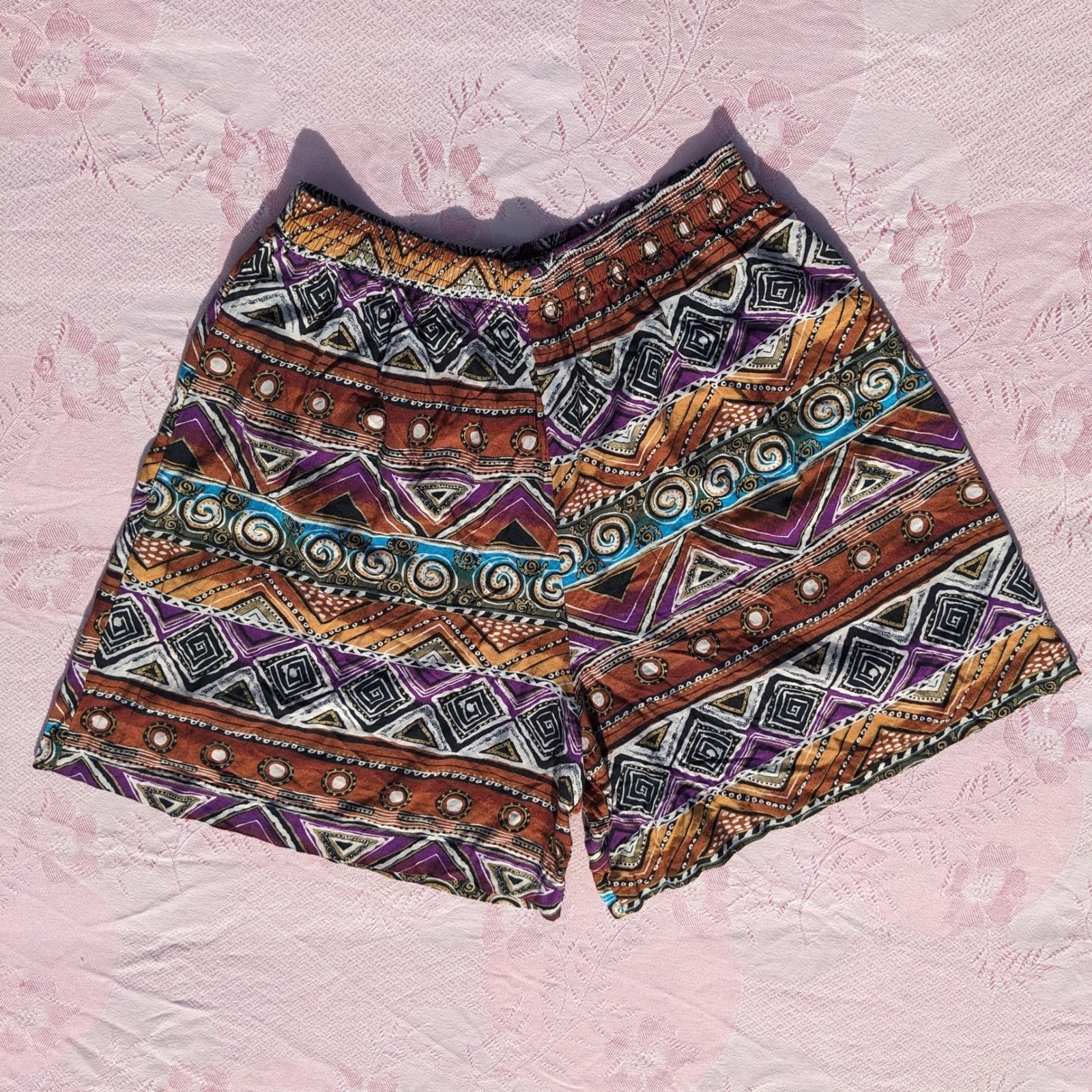 Vintage 90s Geometric Wide Leg Shorts Medium Baggy Metallic Southwestern Boho